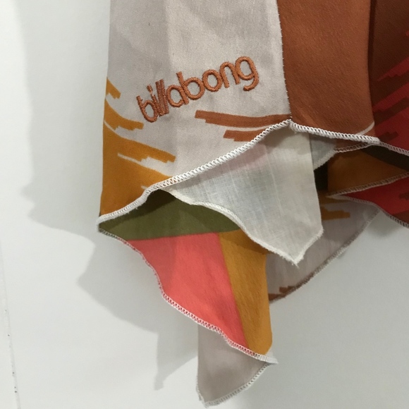 BILLABONG Top - Picture 3 of 4